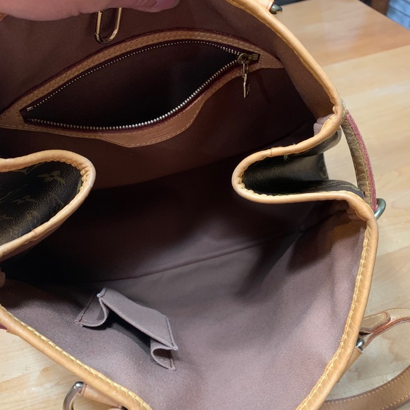 Louis Vuitton Batignolles Vertical - Picture 11 of 16